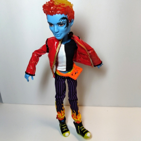 monster high holt hyde